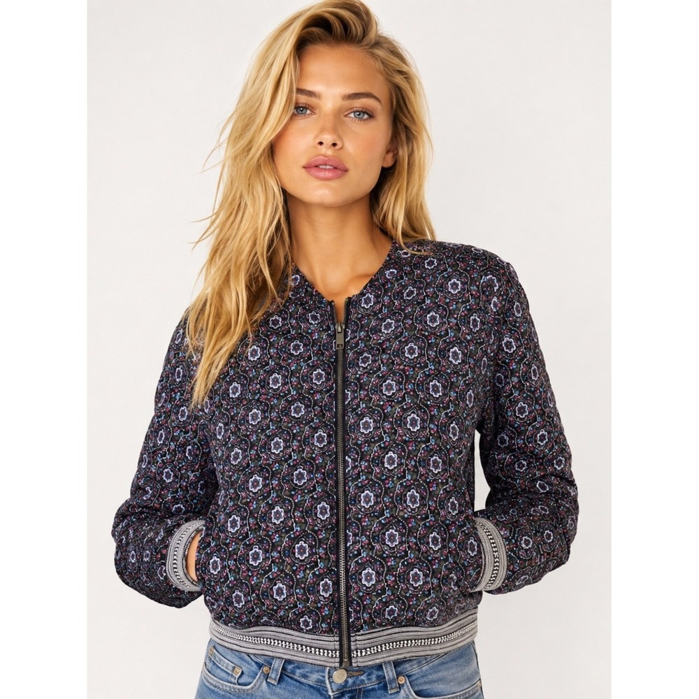 Forever 21 Ditsy Floral Quilted Bomber Jacket Y2K Revival 90s Gen Z Artsy Edgy S